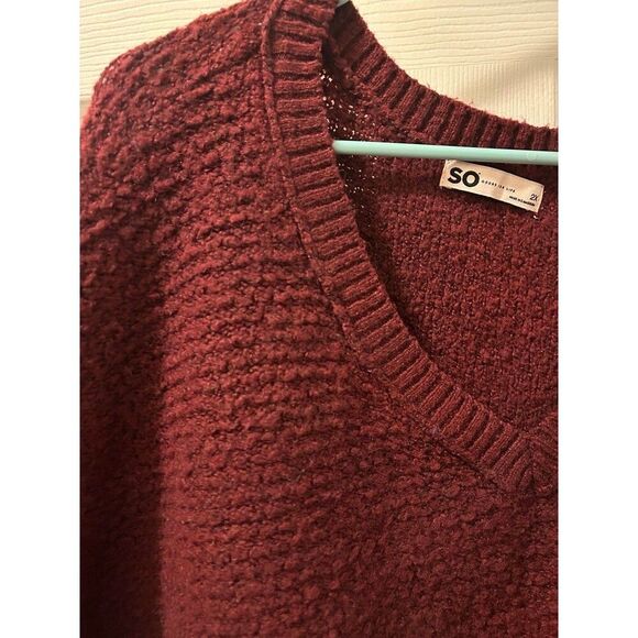 Womans Red V Neck Sweater 2XL - Picture 3 of 5
